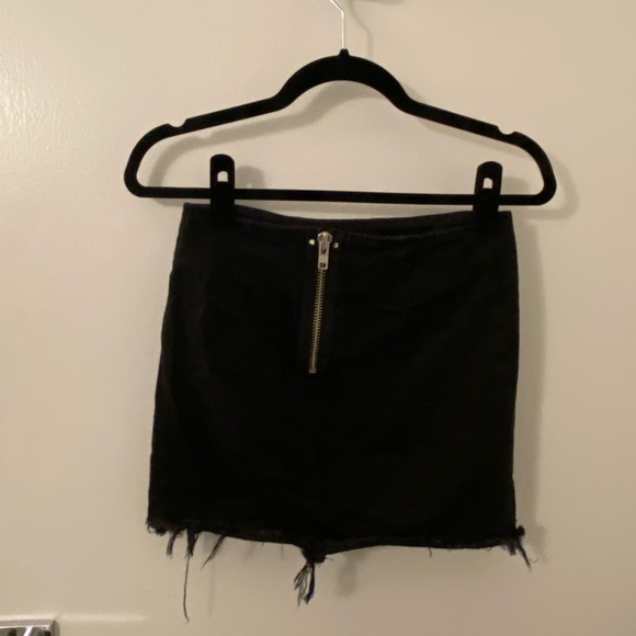 Raw hem black Alexander wang distressed mini skirt - Picture 4 of 6